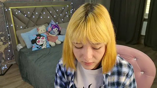 Ketrin_Jones Chatroom