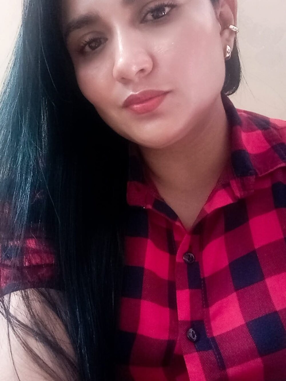 Khassia_Queen Chatroom
