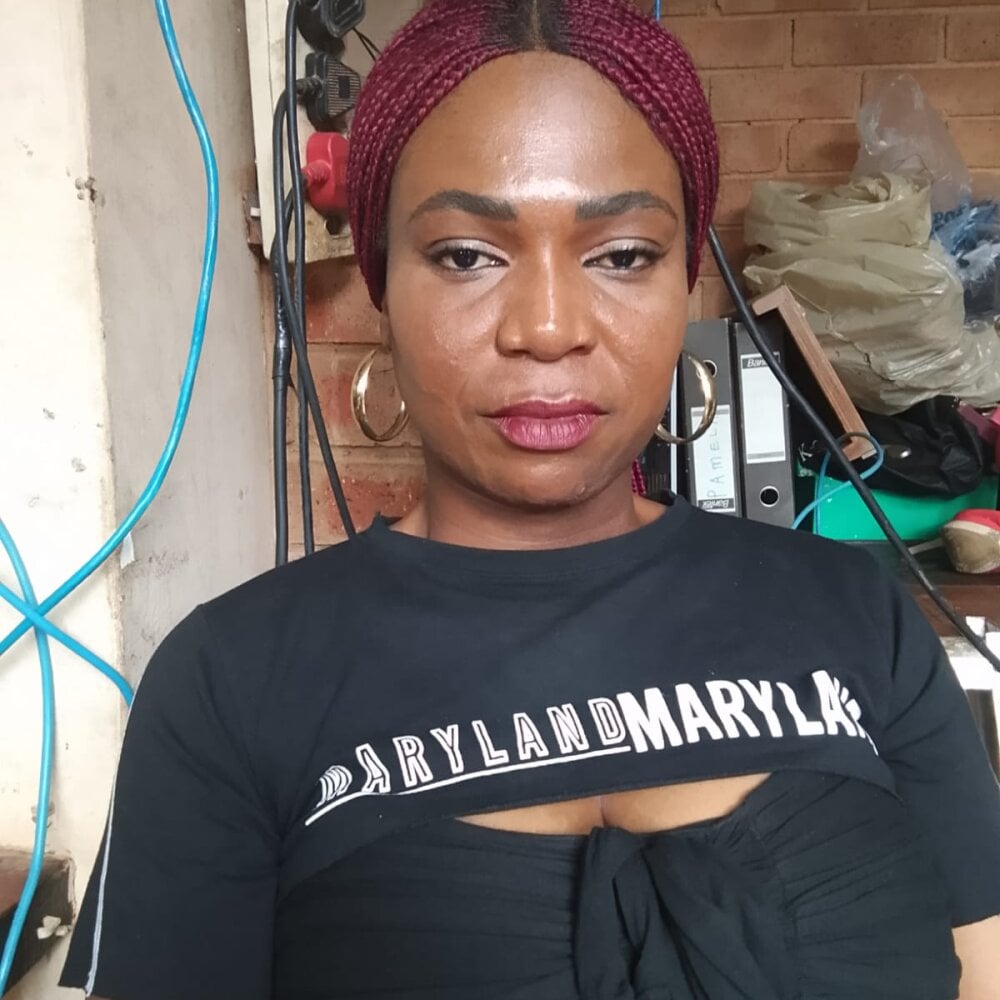 KinkyLuscious Chatroom