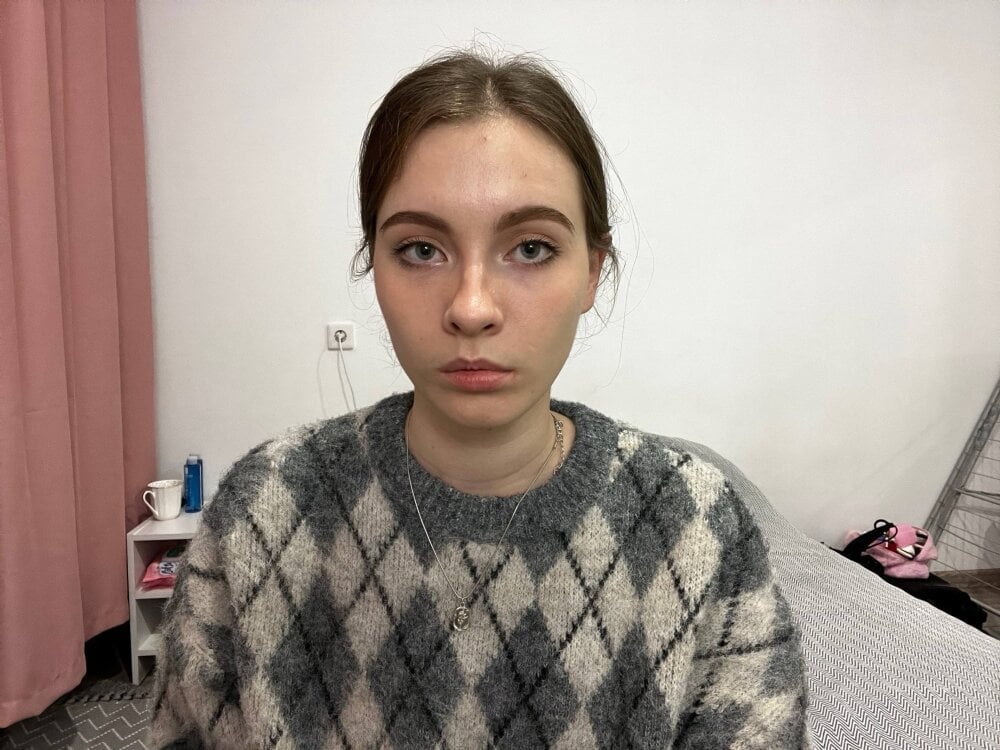 Kira_Sanders Chatroom