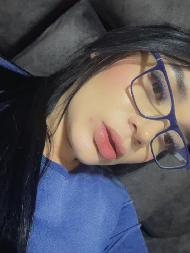 Kitty_Hot66_ Chatroom