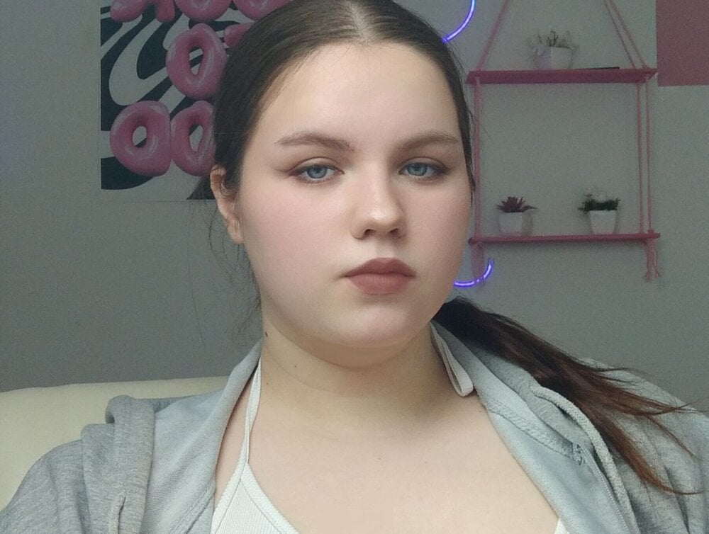 Kitty_Mia_Kitty Chatroom