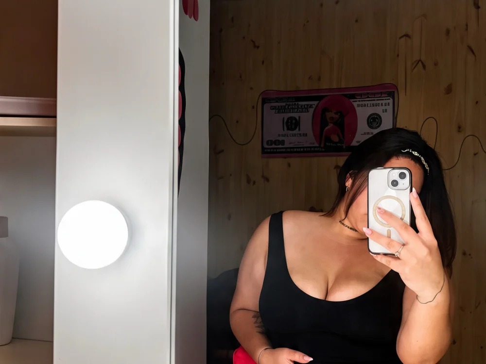 LadyMusa Chatroom