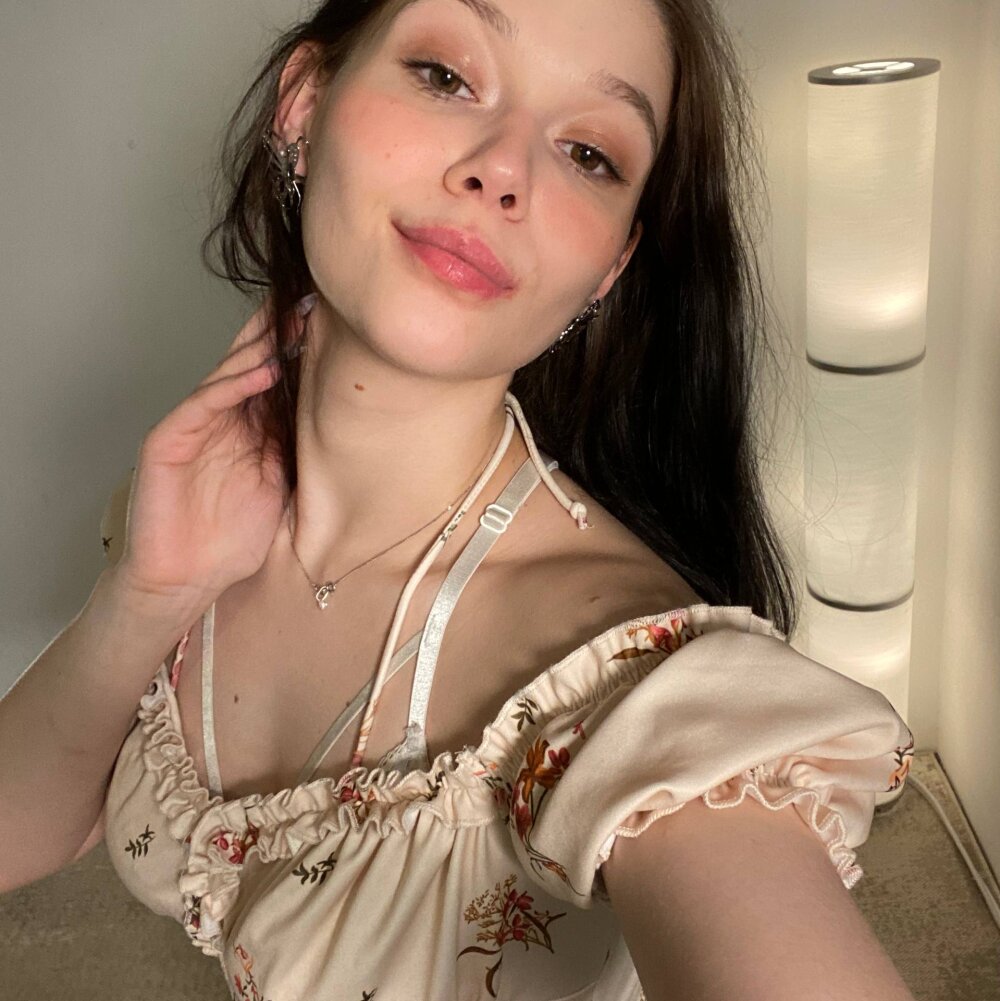 Lady___Bird Chatroom