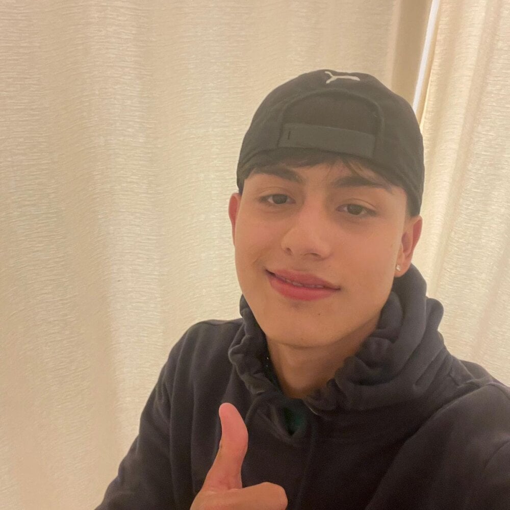 Lander_Cruz Chatroom