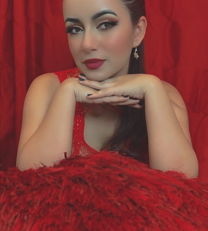 Lanna_belle28 Chatroom