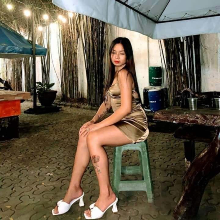 Lars_the_Goddess Chatroom