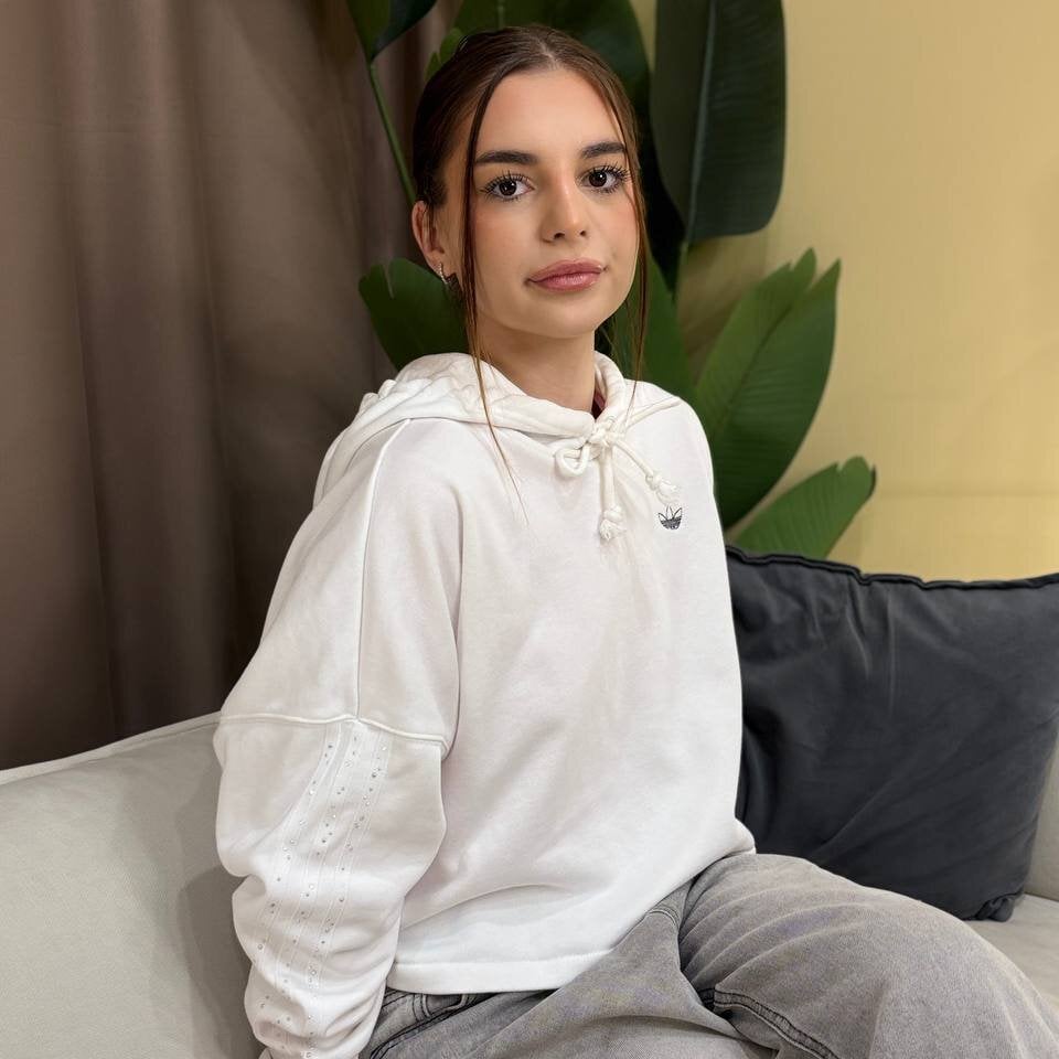 LauraHansil Chatroom