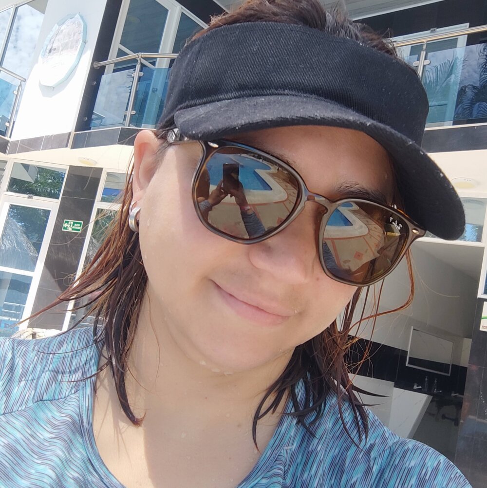 LauraReeves Chatroom