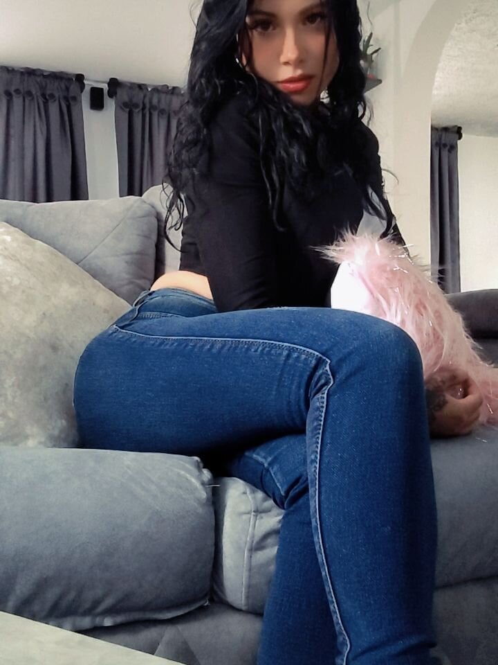 Laura_Daza1 Chatroom