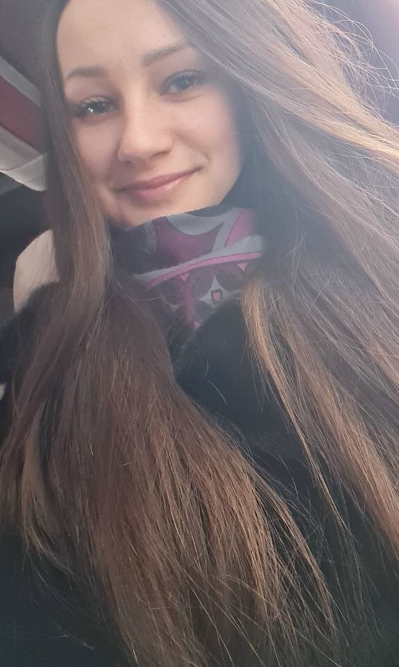 Lena_Barnes Chatroom