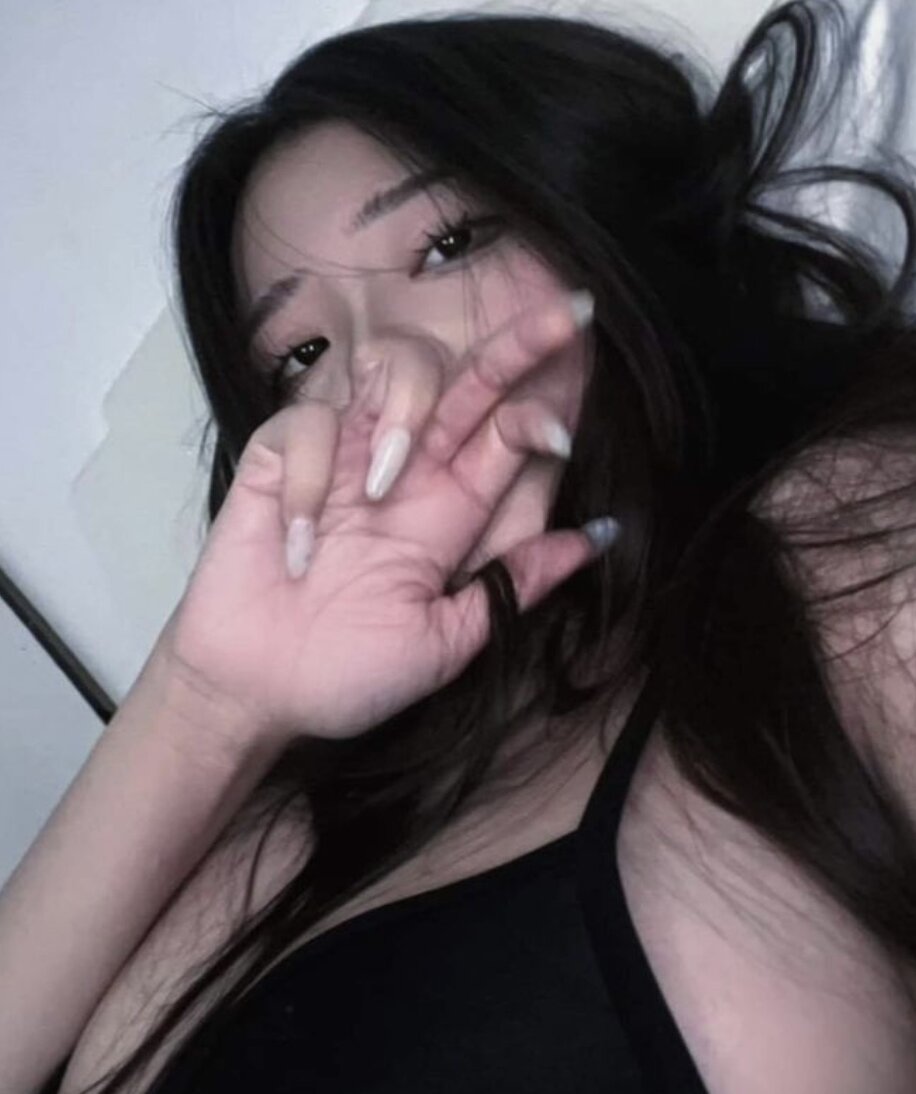 Lily-ross22 Chatroom