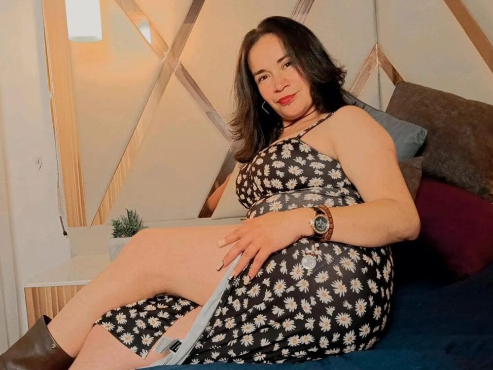 LilyMature_x Chatroom