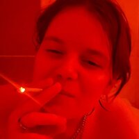 Lina_Browwn Chatroom