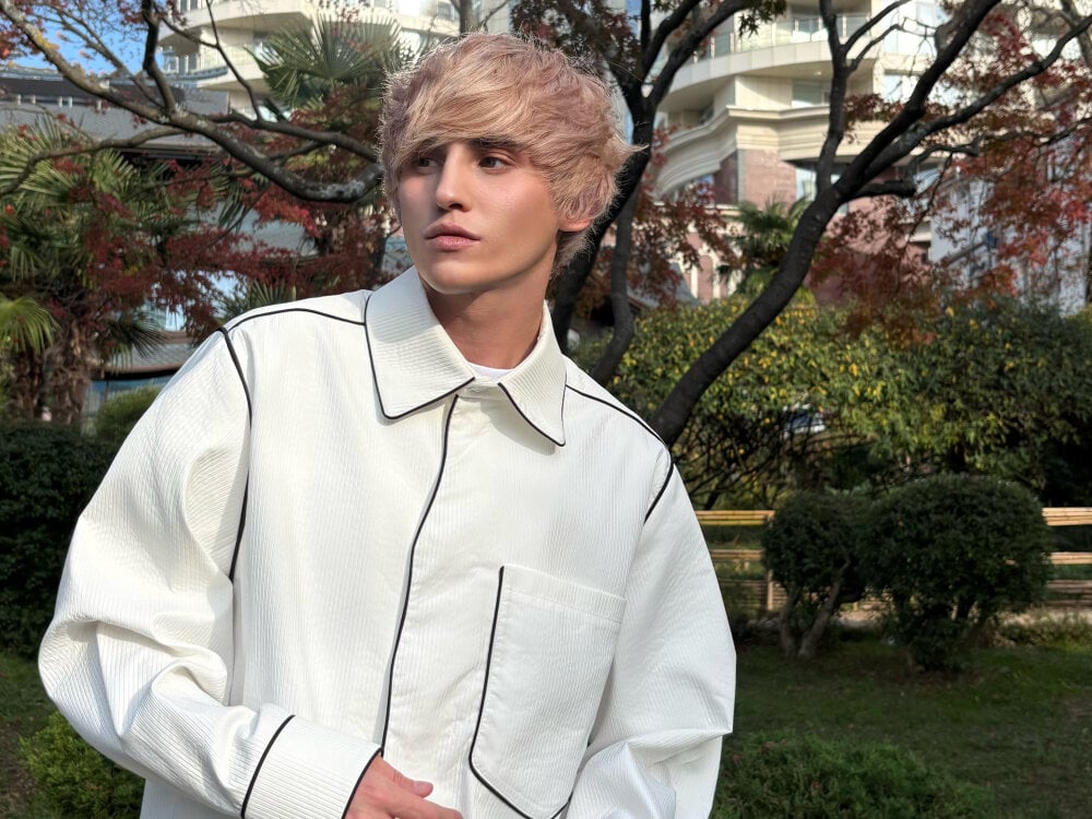 LionBitchkovsky Chatroom