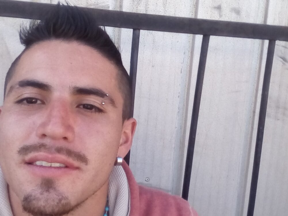 Lionardovssf35 Chatroom