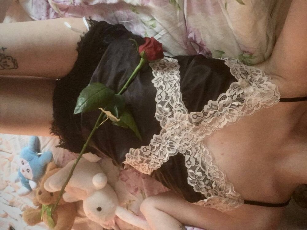 Little_L1ss Chatroom