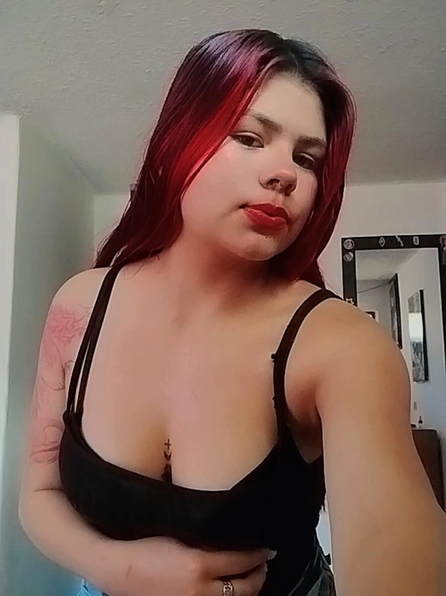 Little_cherry_b Chatroom