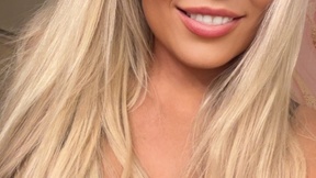 Live Snapshot of lola-lovexxxx lola-lovexxxx