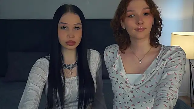 LoraEmily Chatroom