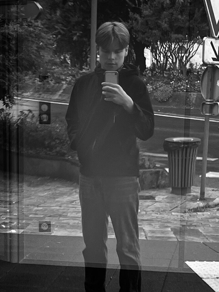 Loulou_2007 Chatroom