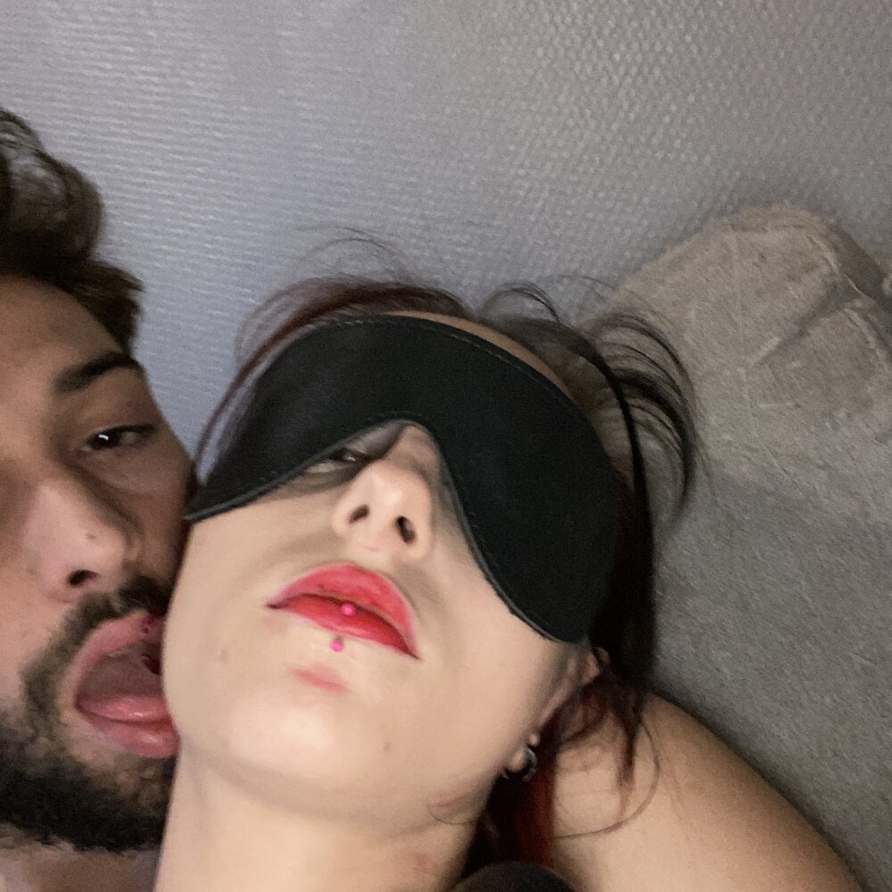 Lovesexe301 Chatroom