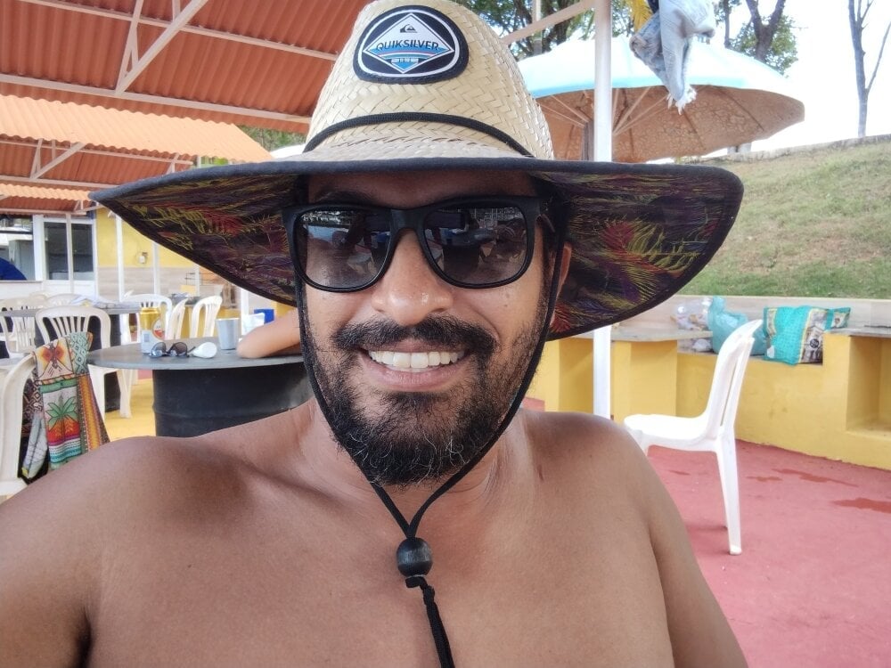 Lucasbaleii Chatroom