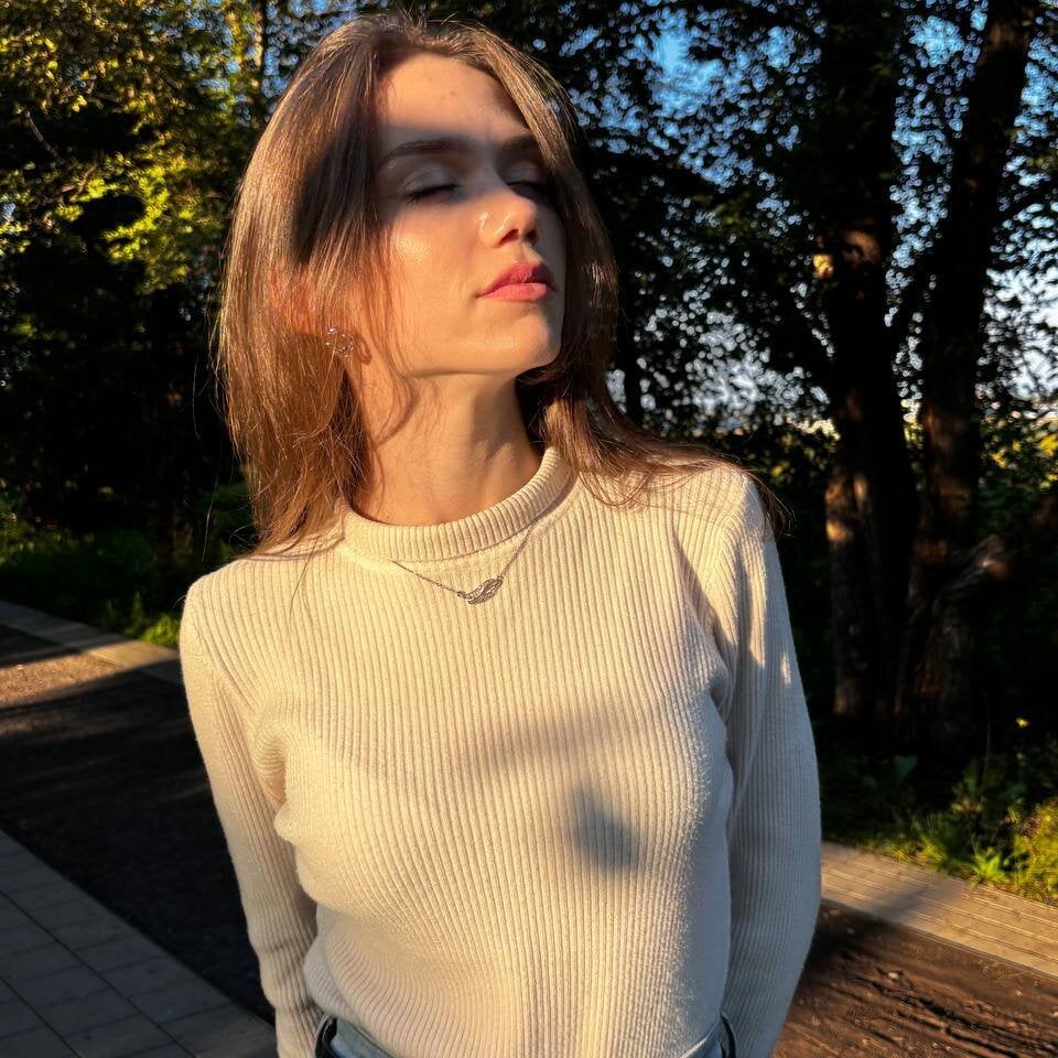 LucieNovembre Chatroom