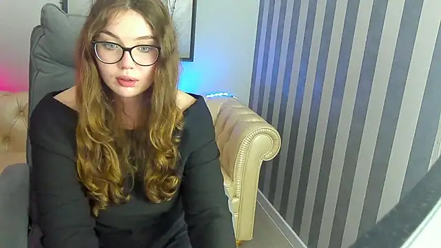 LuxSopphia Chatroom