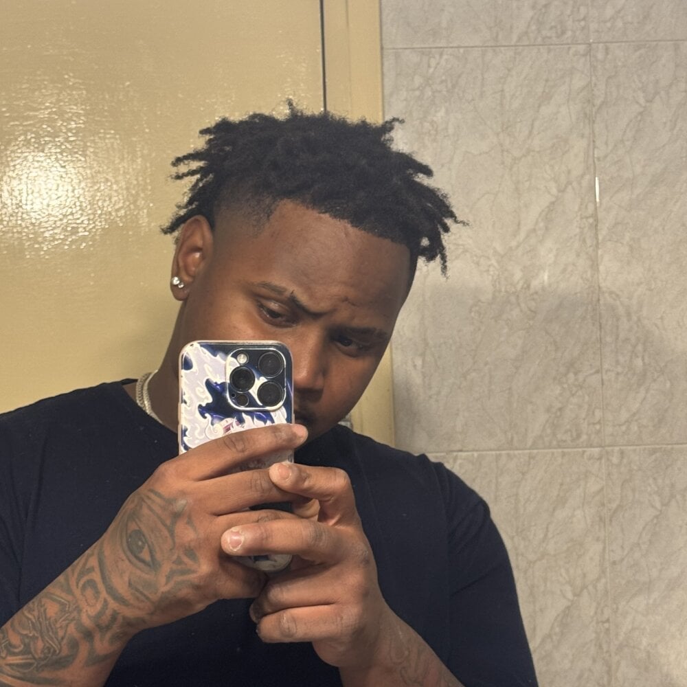 Luziluzi0999 Chatroom