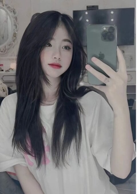 LylyCii6969 Chatroom