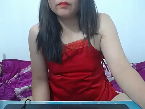 Lyna-688 Chatroom