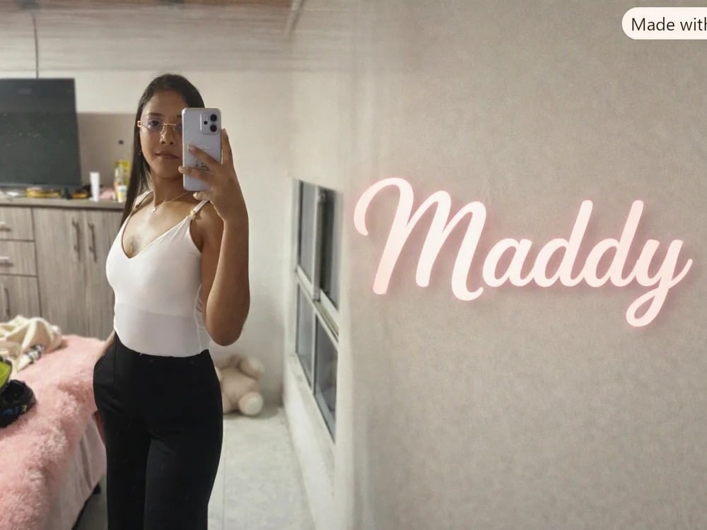 MaddyLife Chatroom