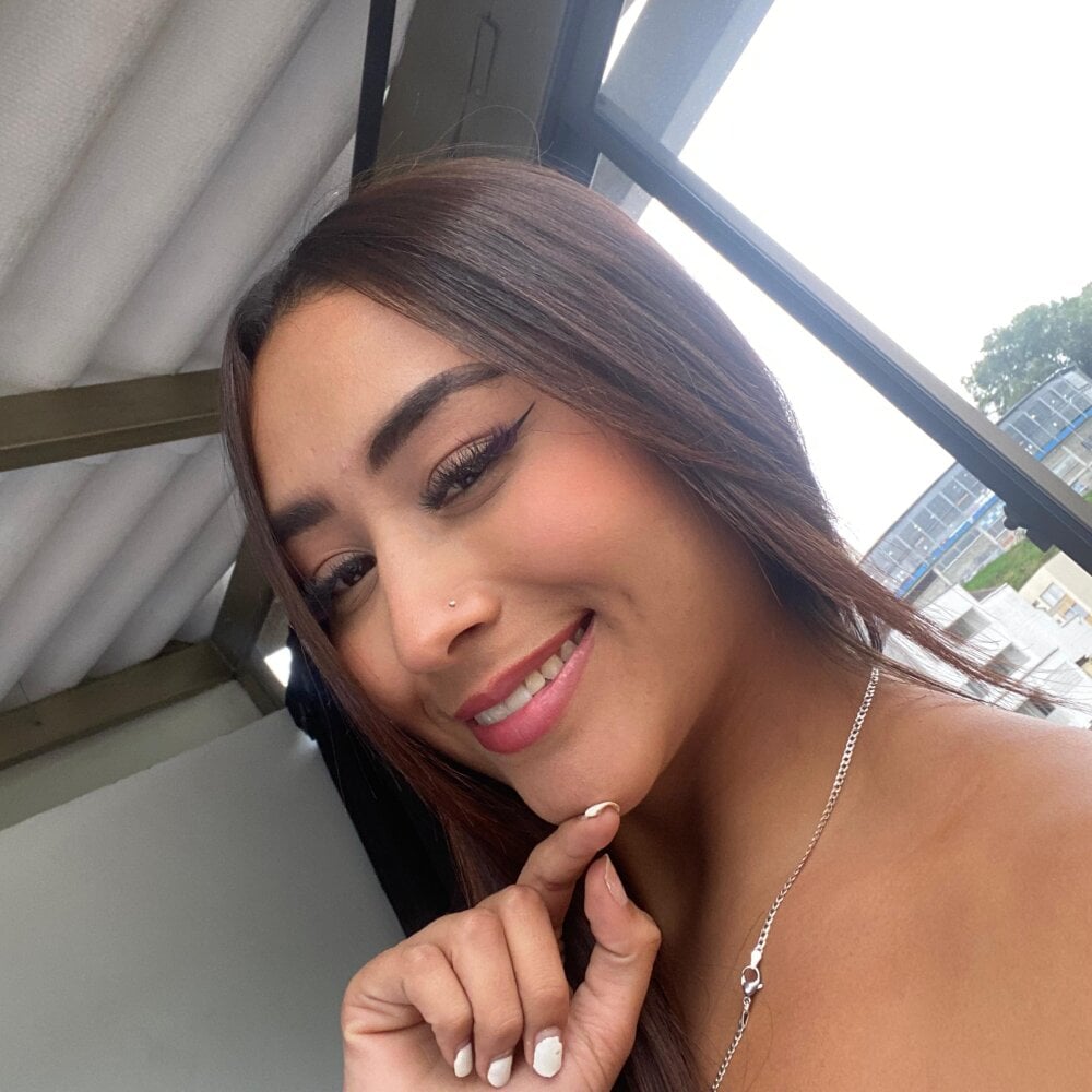 MadisonFox1 Chatroom