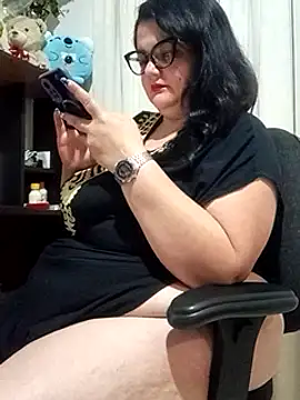 Madisoncurvy Chatroom