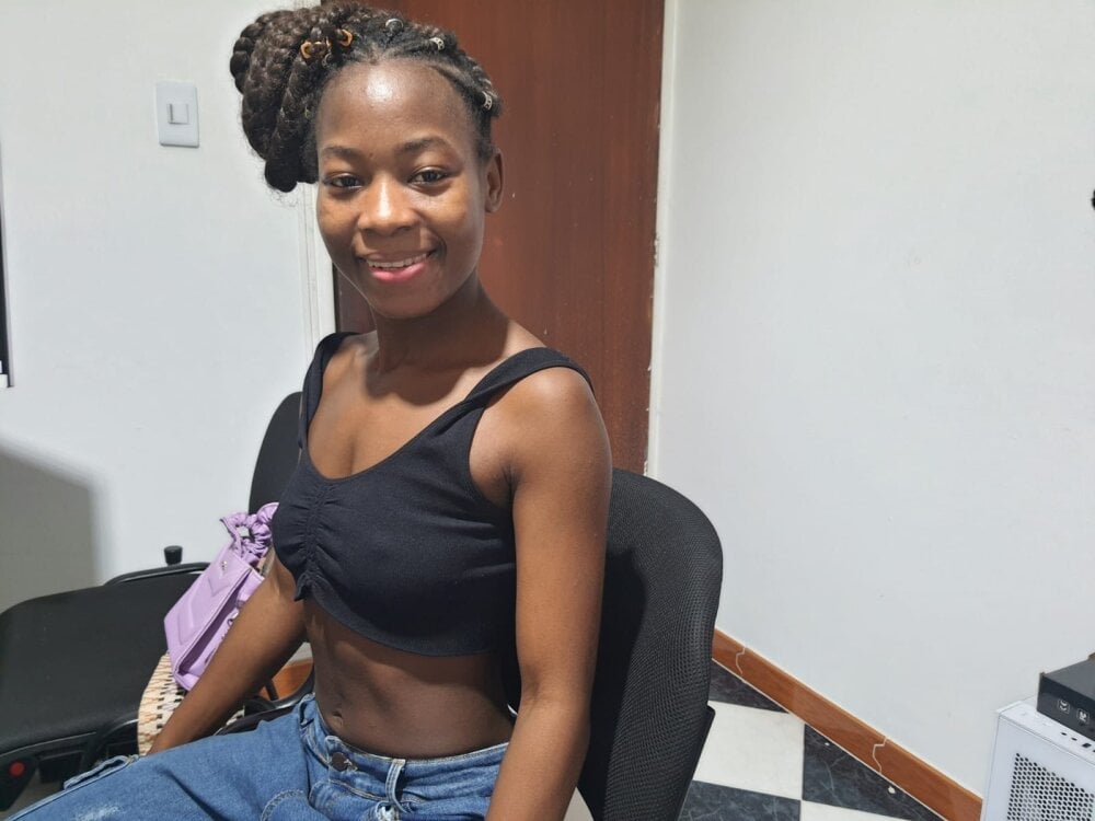 MadissonBonny_ Chatroom