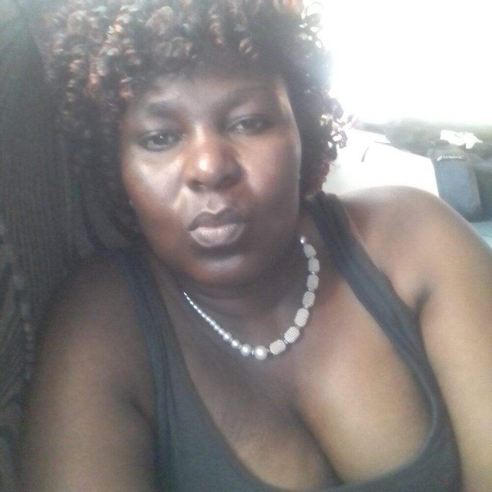 MagicMilfXO Chatroom