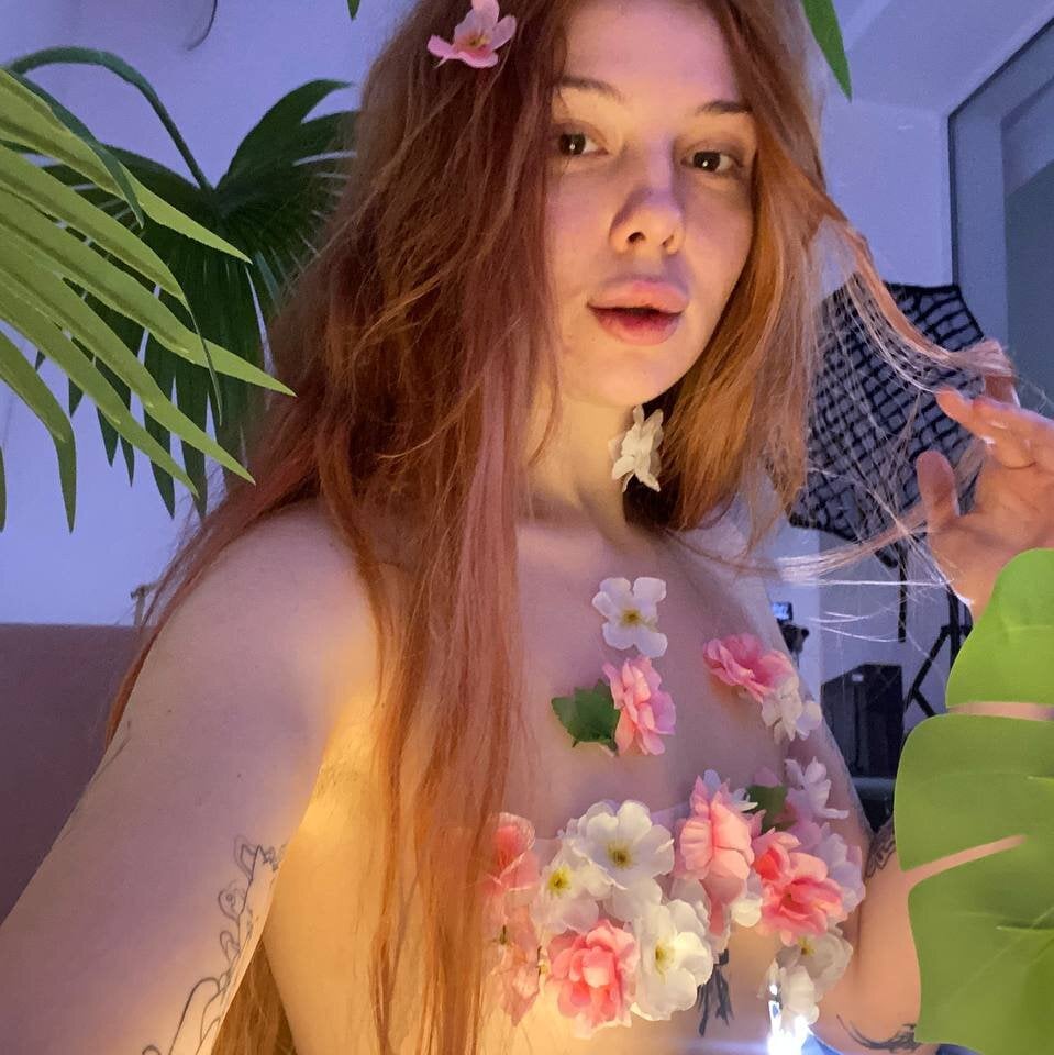 Make_moon_moan Chatroom