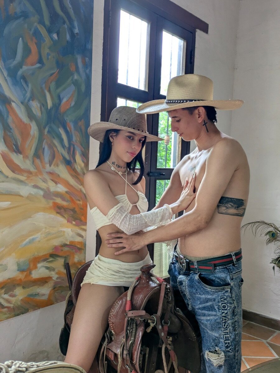 MakkiAndJimmyy Chatroom