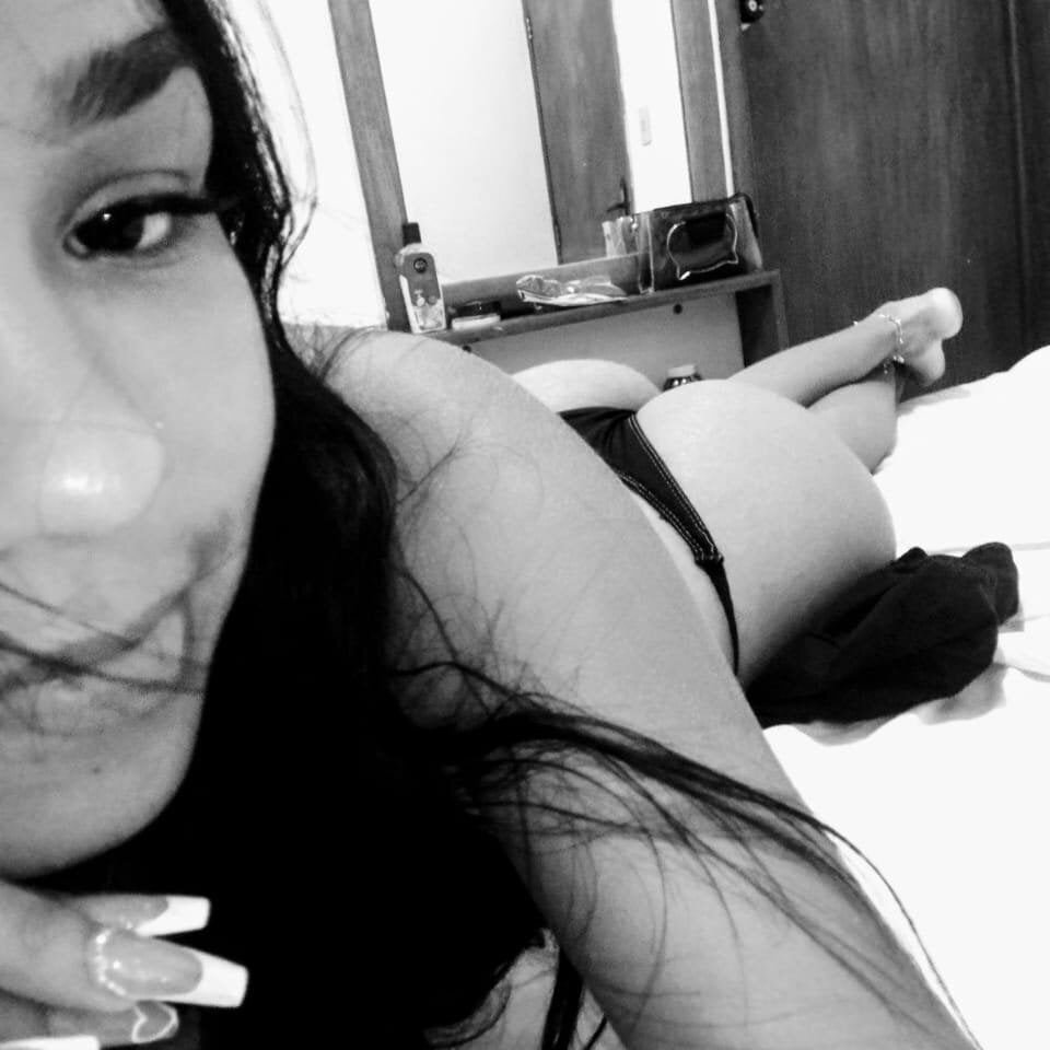 Malibu_Temptations Chatroom