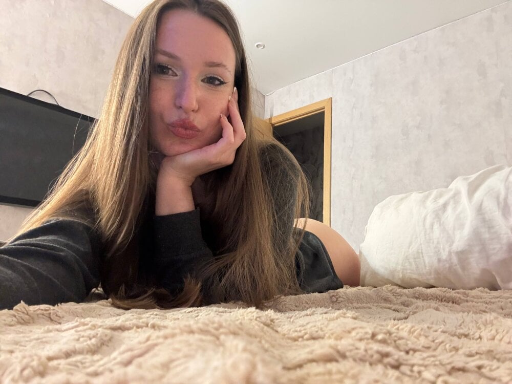 Malika_Raspberry Chatroom