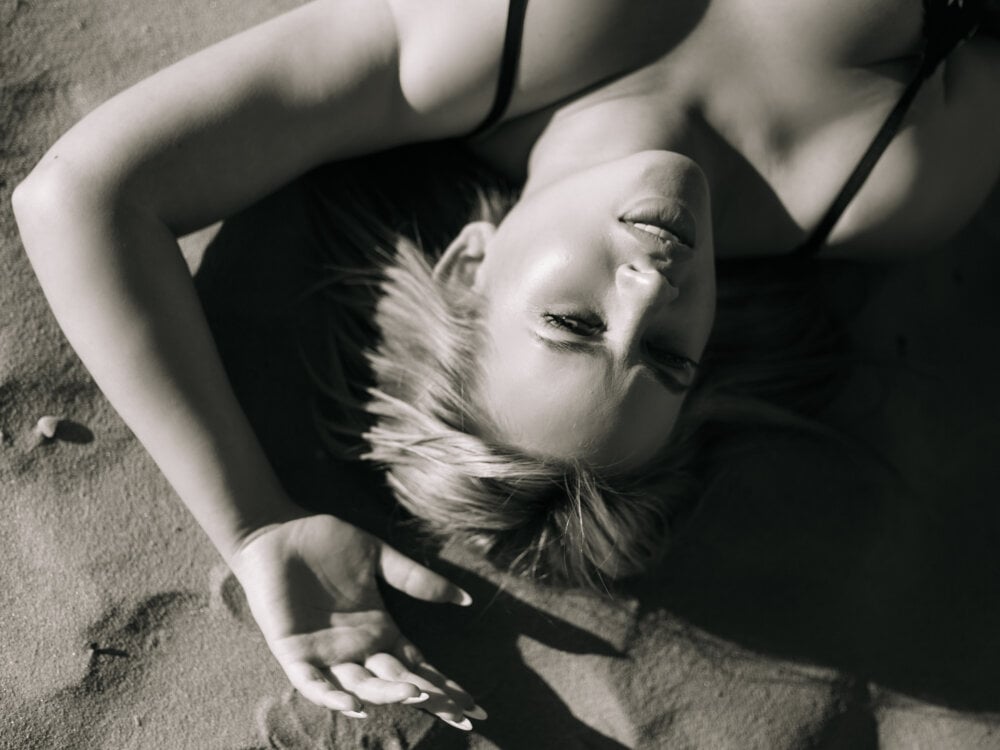 MariaNeumann Chatroom