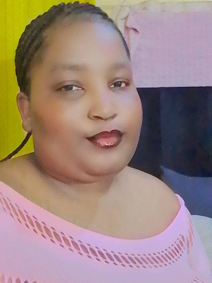 MassiveBoobsxxxx Chatroom