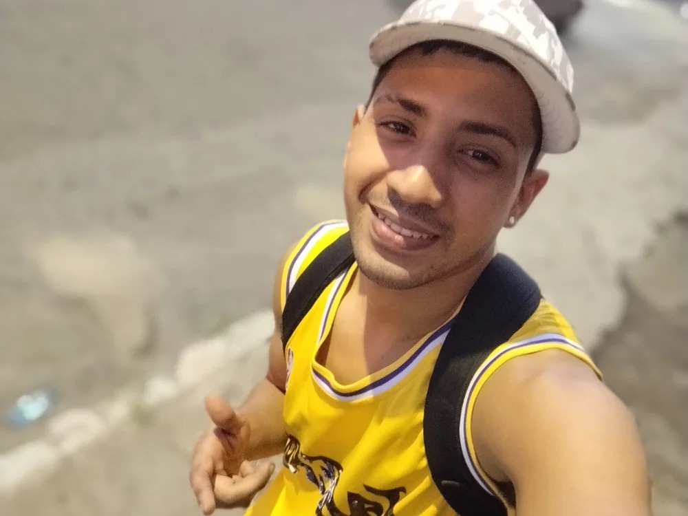 Master_Boy33 Chatroom