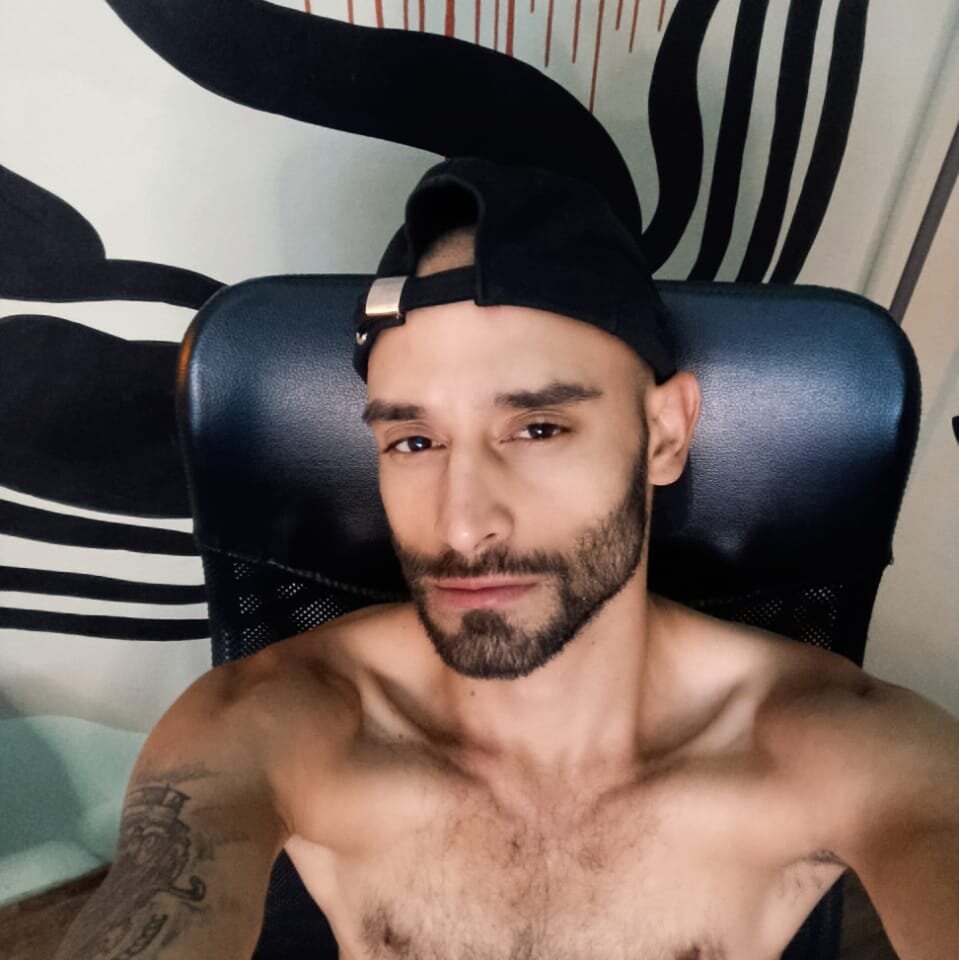 Max_Miller_S Chatroom