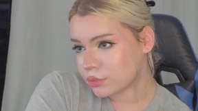 maxxxine1