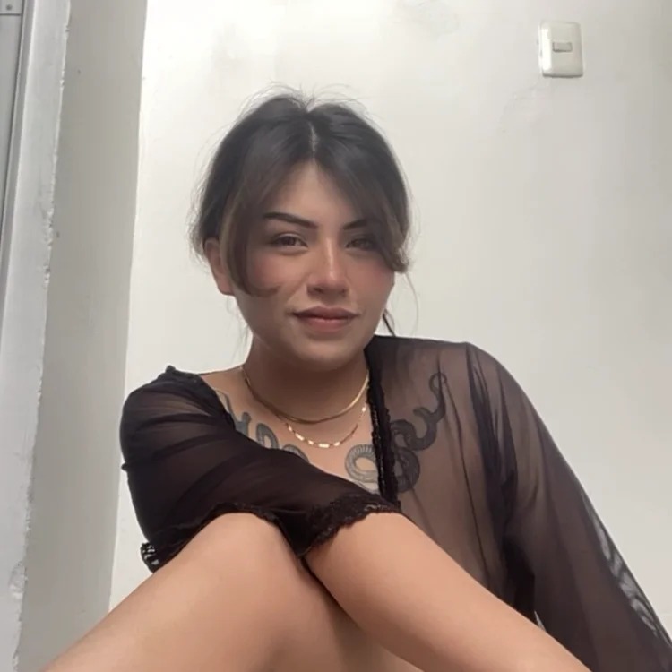 MayaYves Chatroom