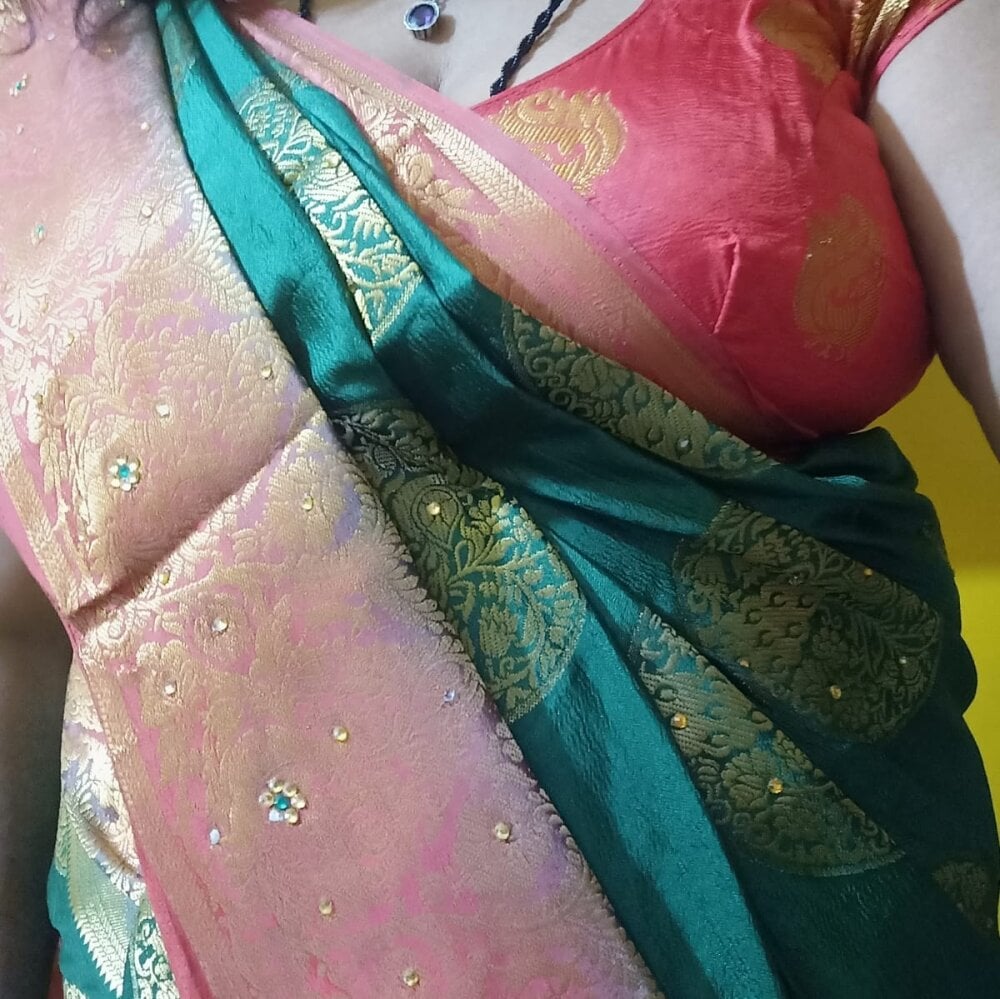 Maya_kannada Chatroom