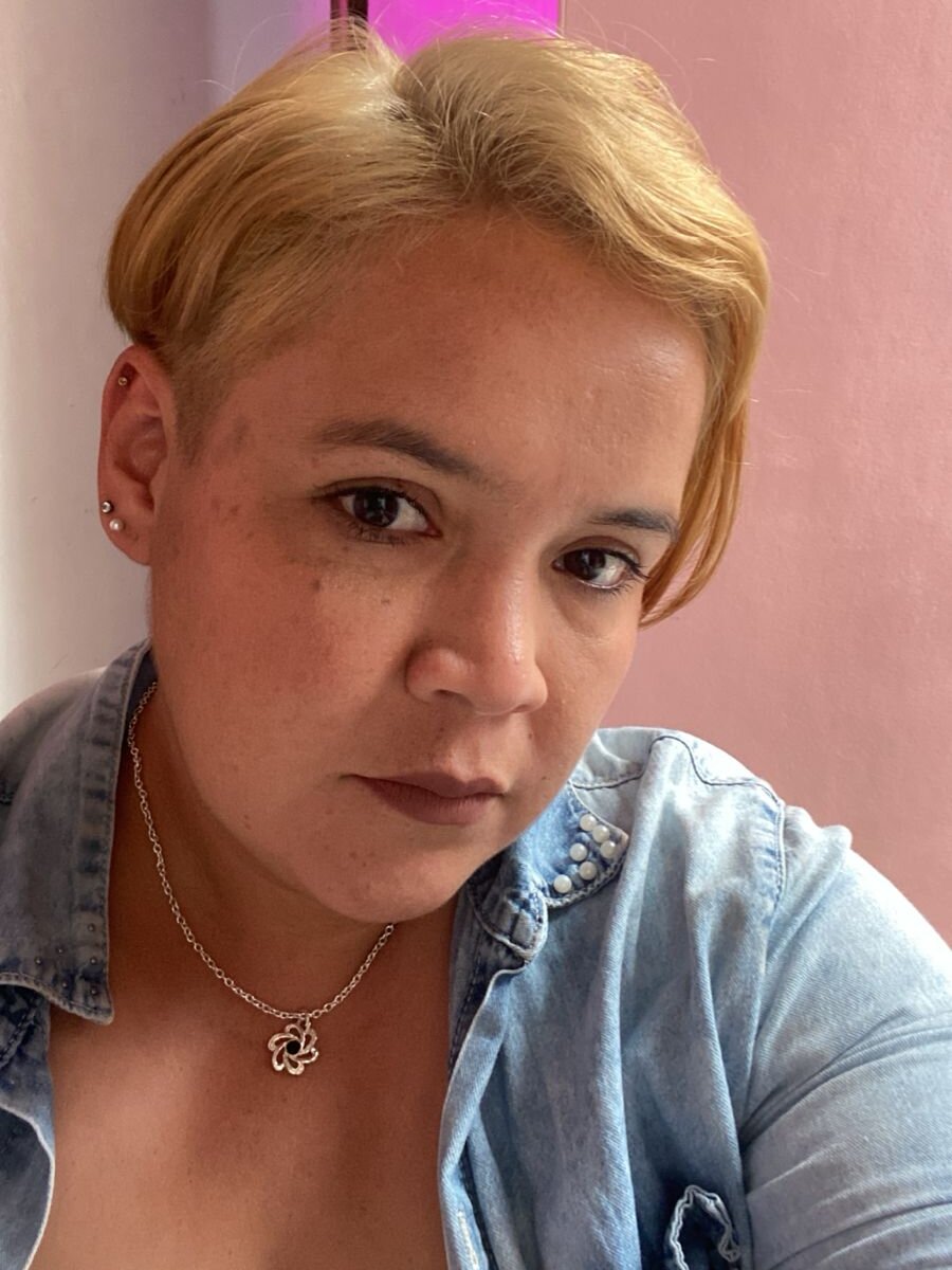 Medusa_Mistic69 Chatroom