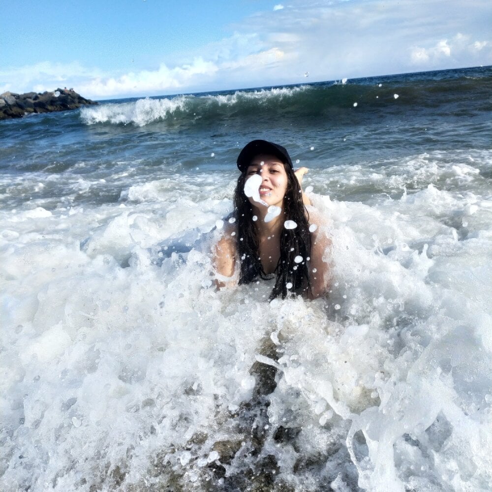 Melaniegirl17 Chatroom